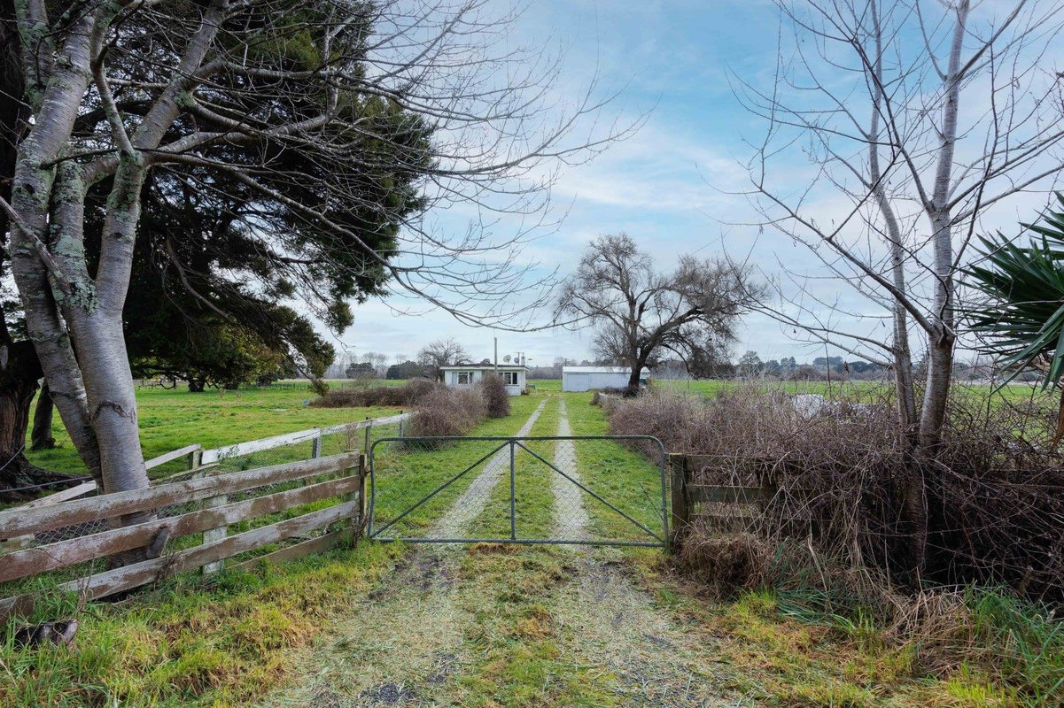 751 Pryces Line, Halcombe, Feilding - Carousel 2