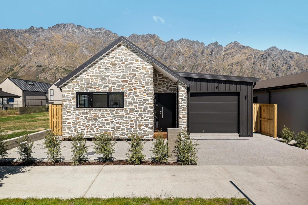 13 Friesian Close, Jacks Point, Queenstown - Carousel 25