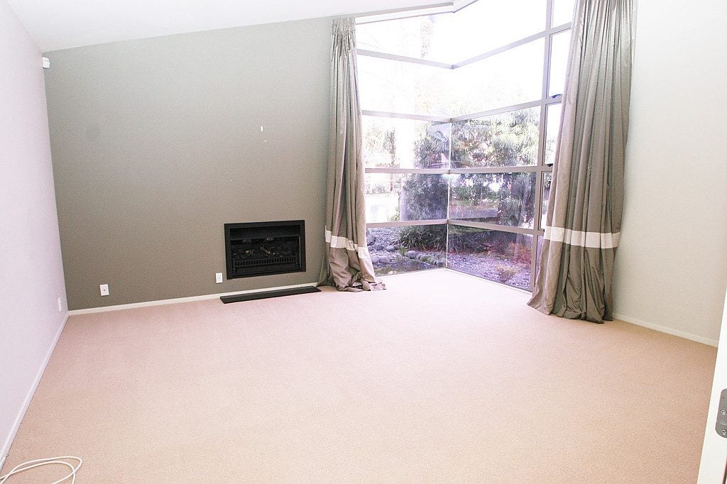 13 English Oak Drive, Schnapper Rock, Auckland - Carousel 2