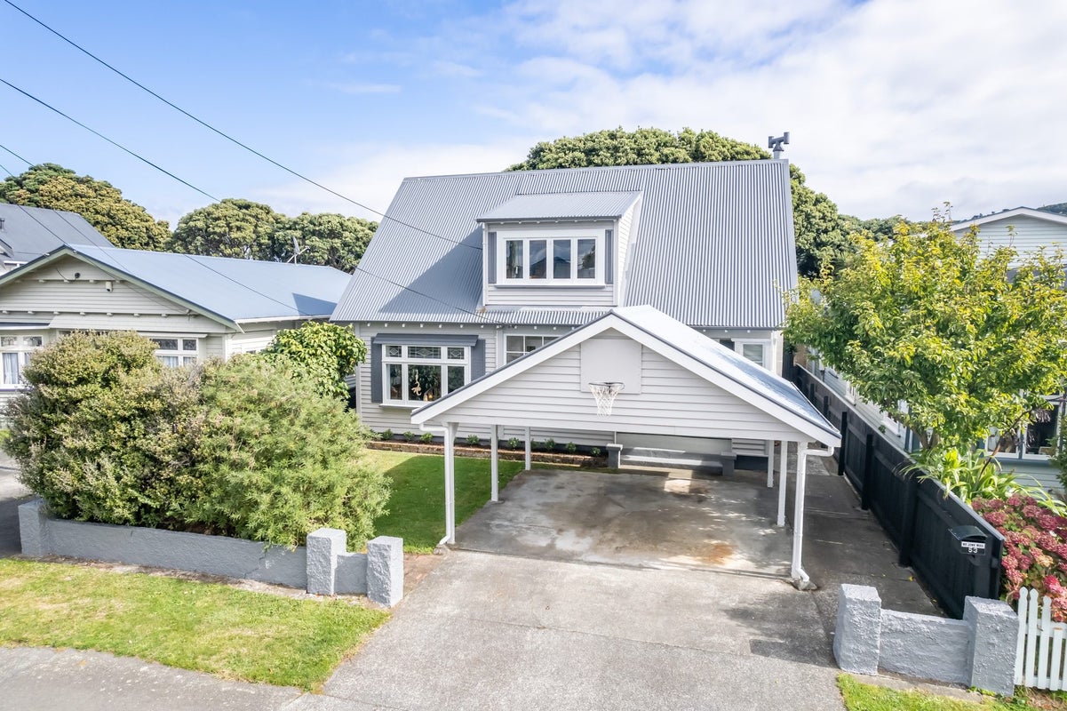 53 Kensington Avenue, Petone, Lower Hutt - Carousel 1
