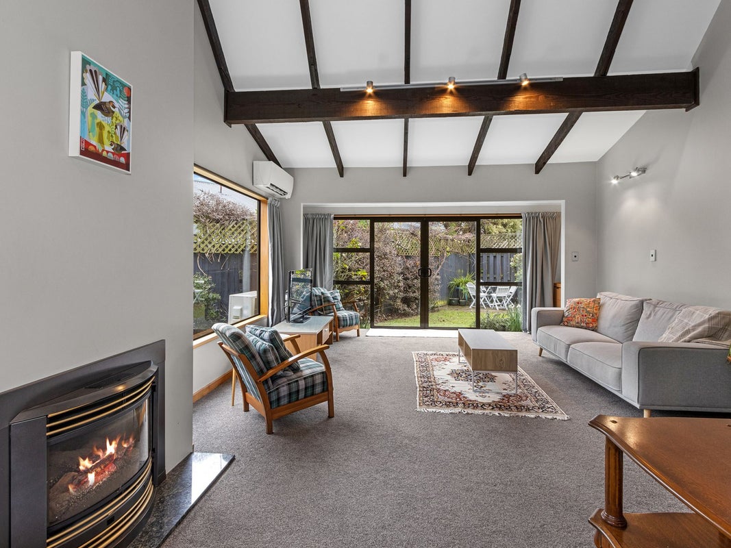1/43 Main Road, Redcliffs, Christchurch - Carousel 2
