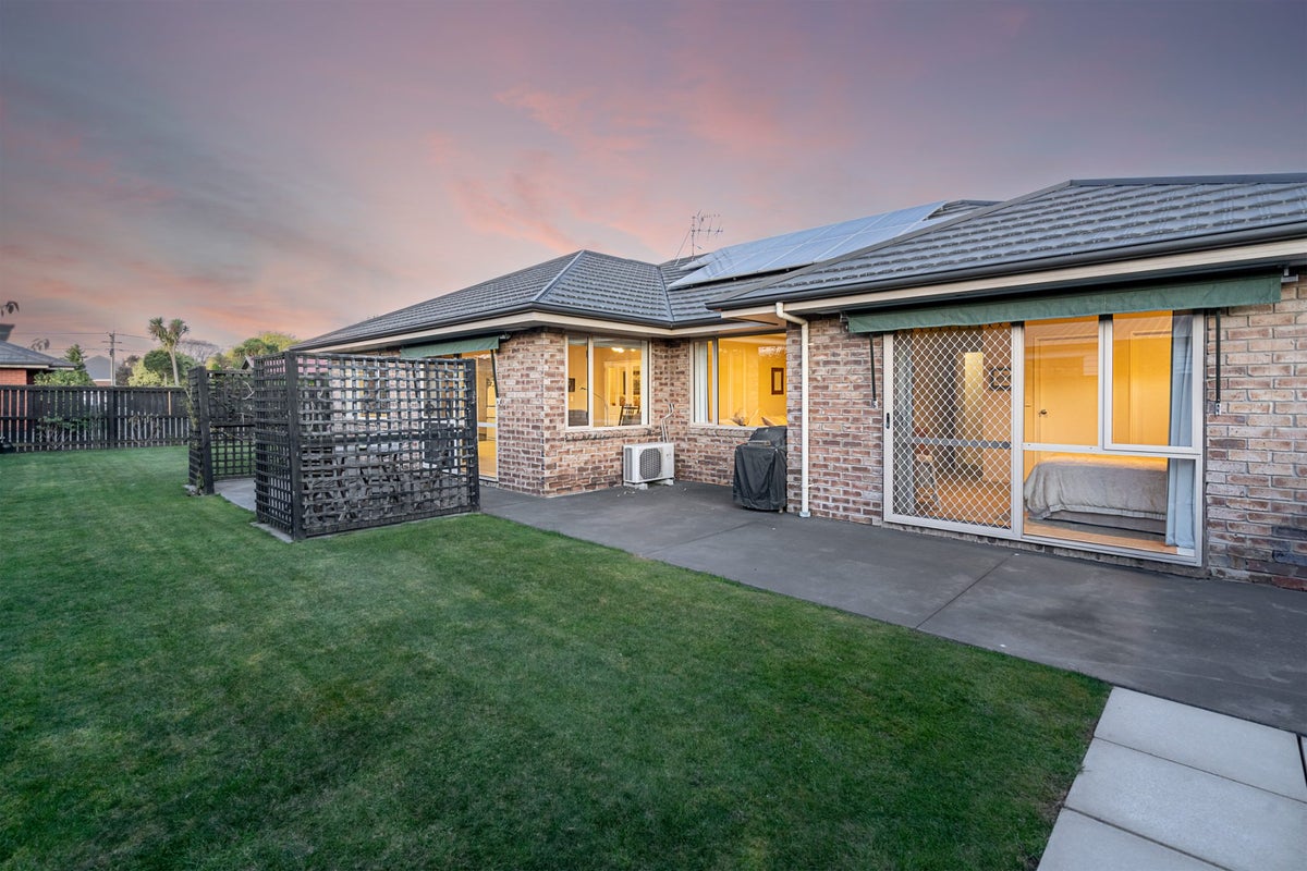 31D Wilsons Road South, Saint Martins, Christchurch - Carousel 1