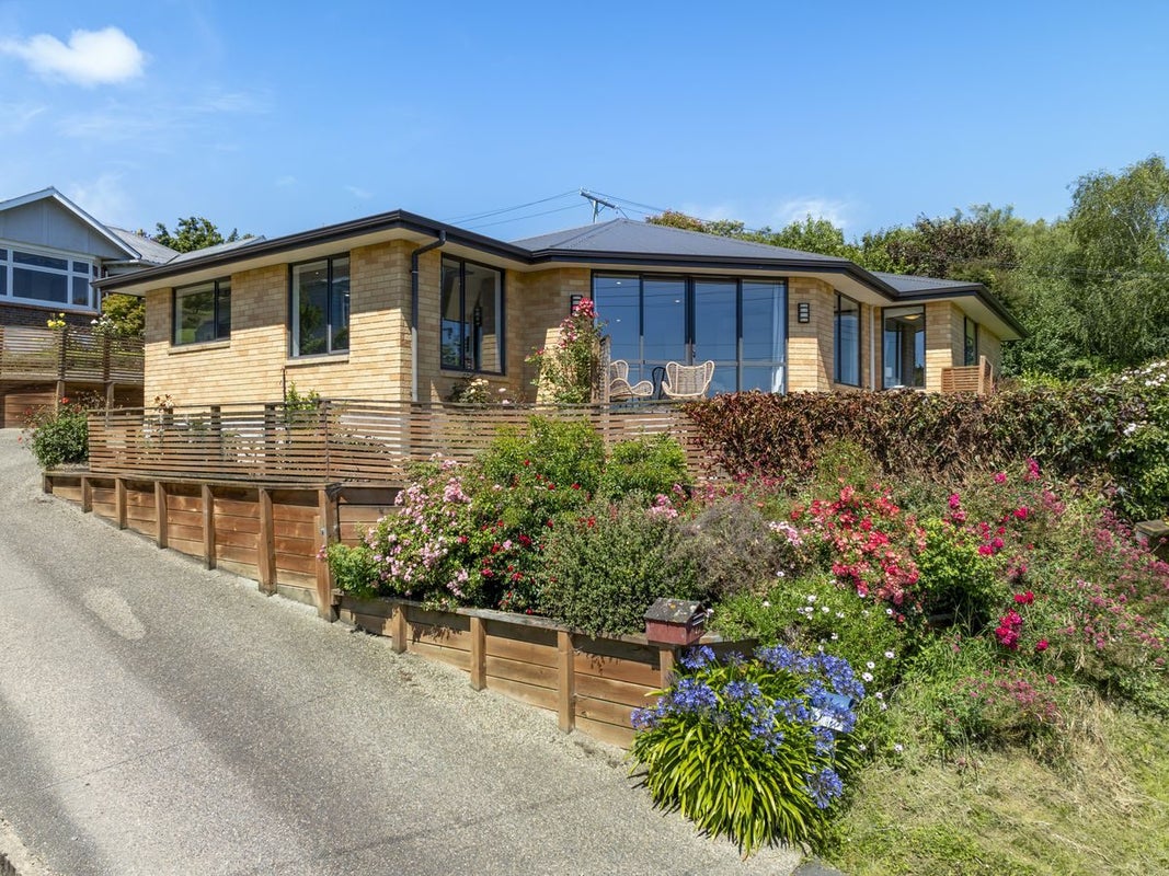 12A Braeside, Kinmont Park, Mosgiel - Carousel 2