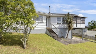 23 Seon Place, Birkdale, Auckland - Carousel 1