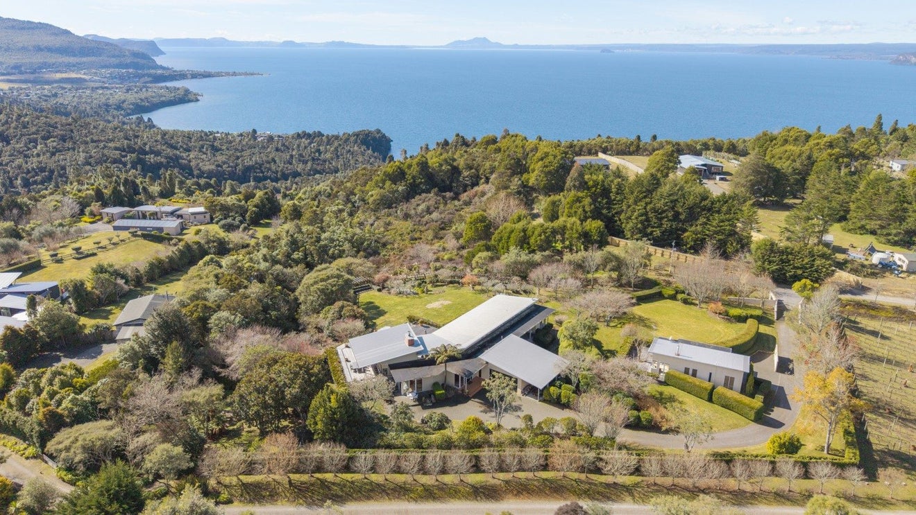 9 Kowhai Drive, Kuratau, Turangi - Carousel 1