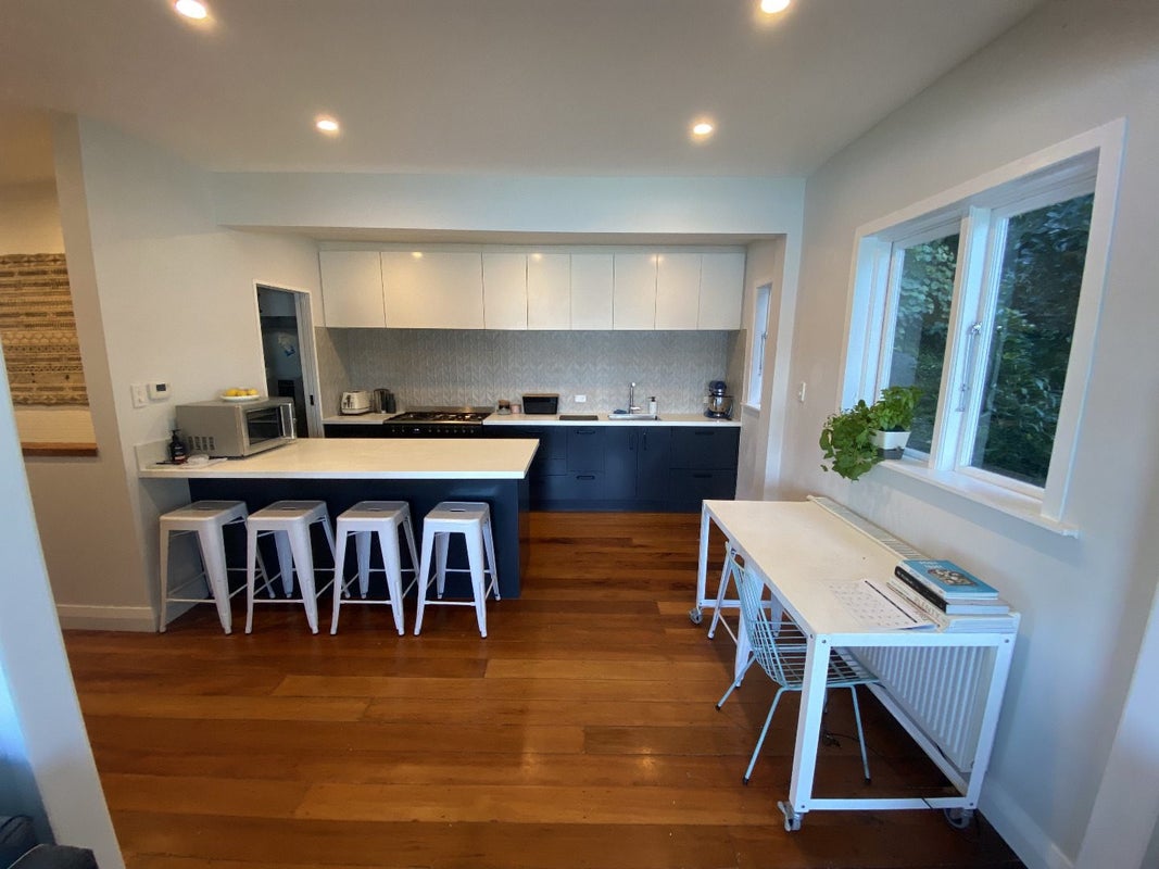 425 Karaka Bay Road, Karaka Bays, Wellington - Carousel 2