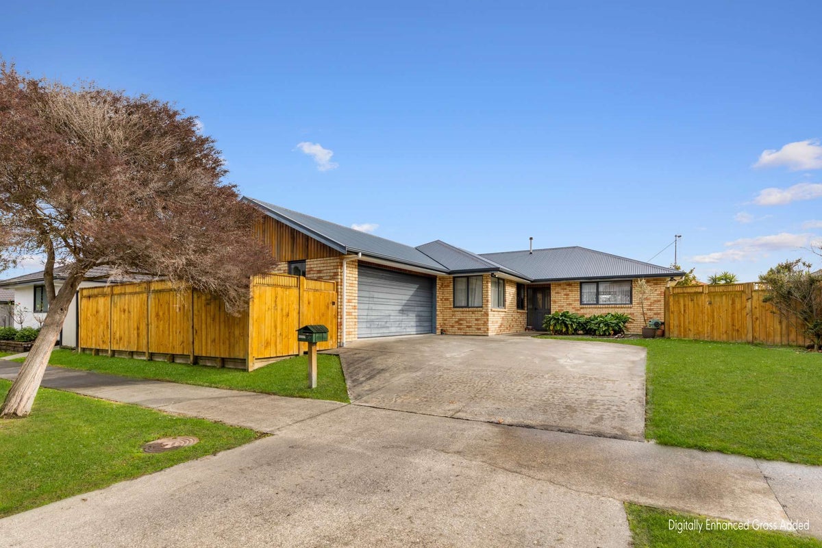 21 Boston Parade, Kelvin Grove, Palmerston North - Carousel 1