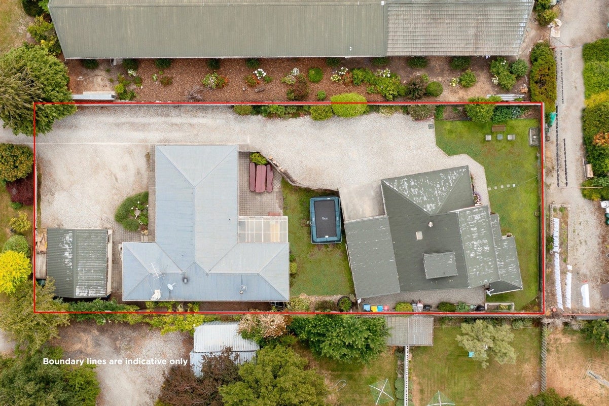 22 Russell Street, Wanaka - Carousel 25