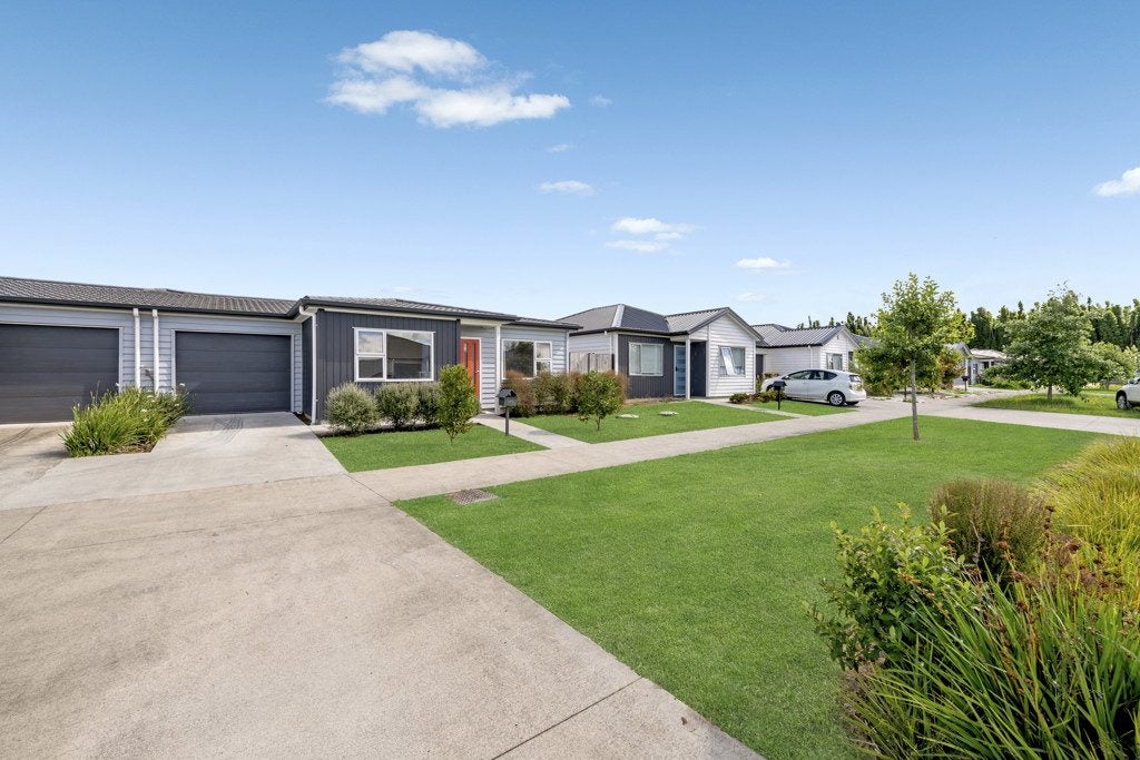 120 Kuaka Drive, Takanini, Auckland - Carousel 2