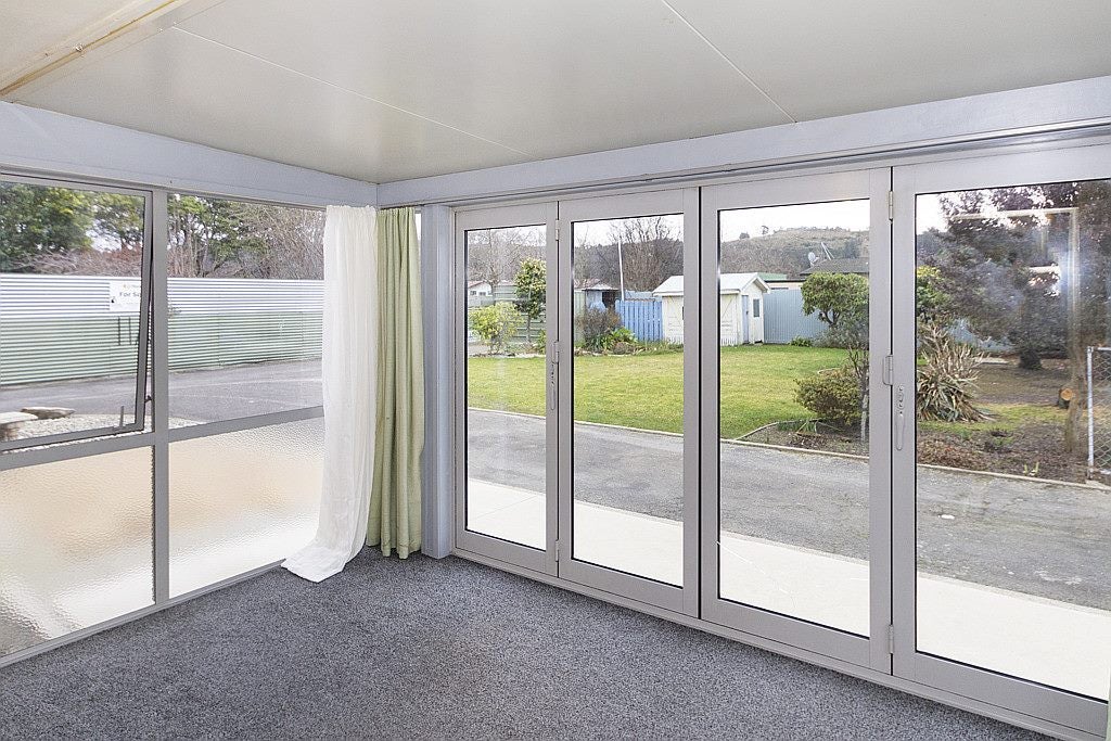 11A Stirling Street, Oamaru North, Oamaru - Carousel 2