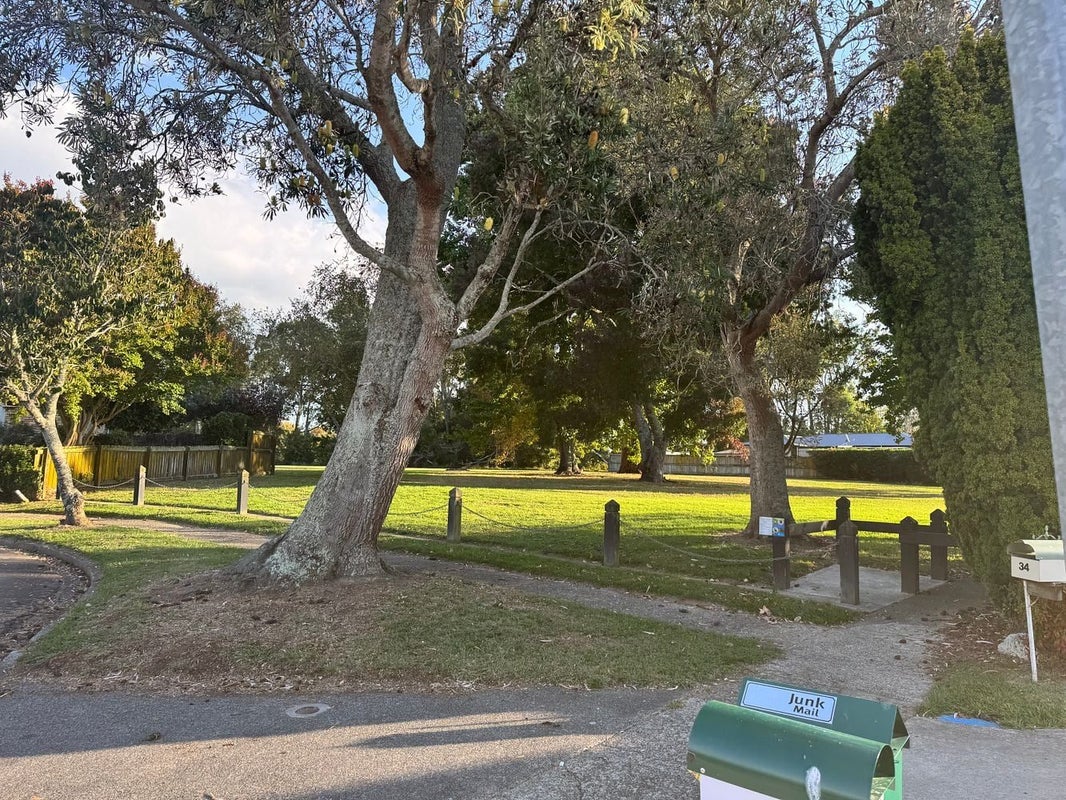 2/32 Sapphire Place, Chartwell, Hamilton - Carousel 2