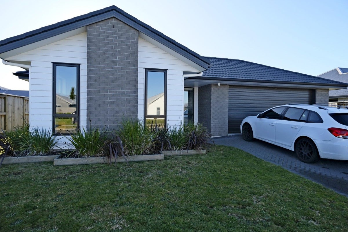 39 Huka Heights Drive, Rangatira Park, Taupo - Carousel 1