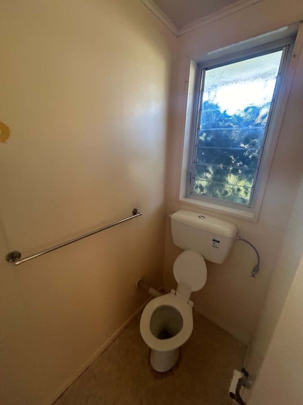 9 Eric Street, Norsewood - Carousel 2