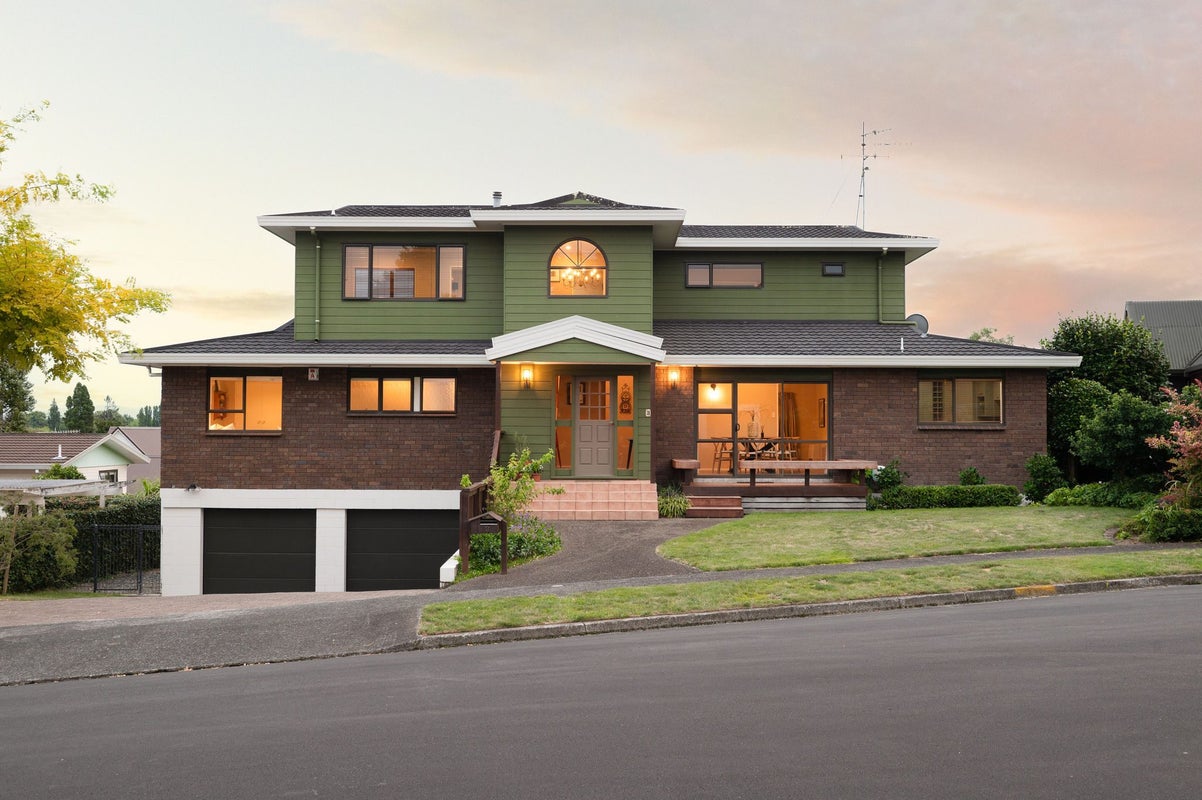 3 Epsom Place, Chartwell, Hamilton - Carousel 1