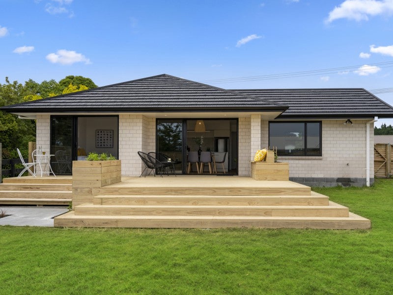 541 Manutahi Road, Lepperton, New Plymouth - Carousel 1