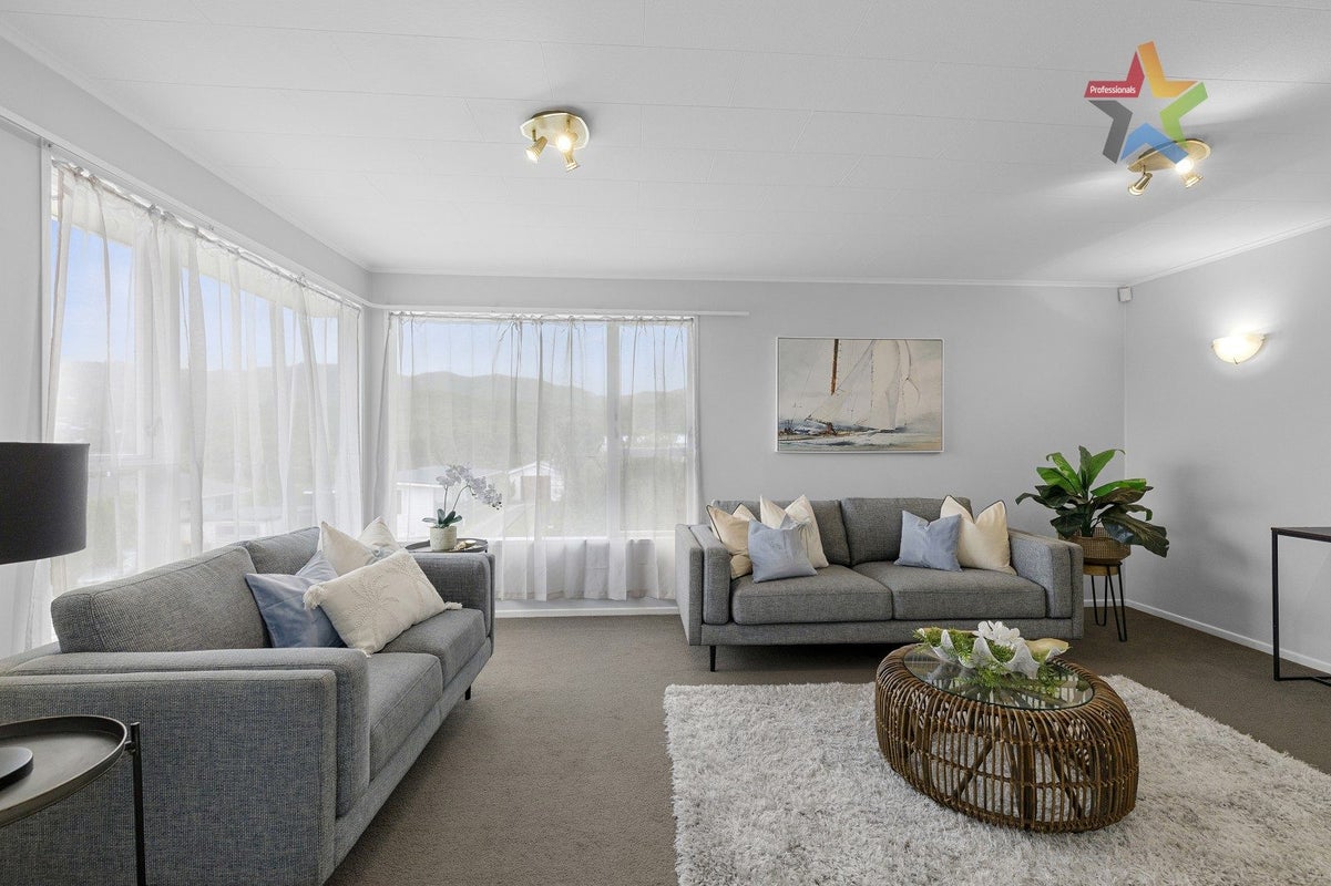 70 Major Drive, Kelson, Lower Hutt - Carousel 2