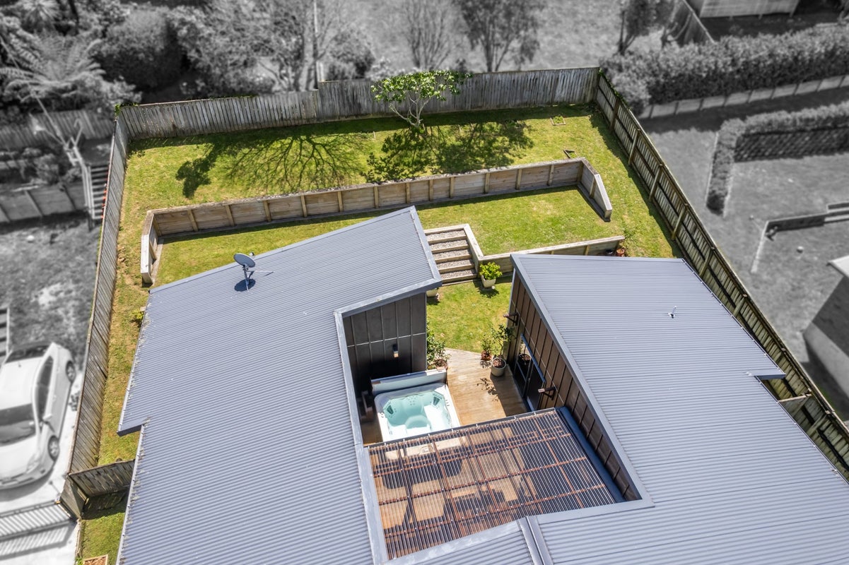 22 Birkinshaw Grove, Riverstone Terraces, Upper Hutt - Carousel 2