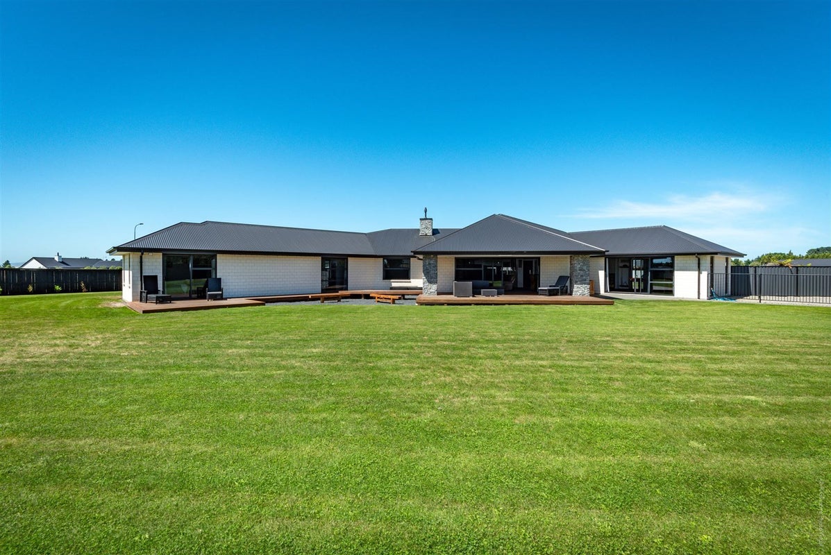 62 Kingsdowne Drive, West Melton, West Melton - Carousel 1
