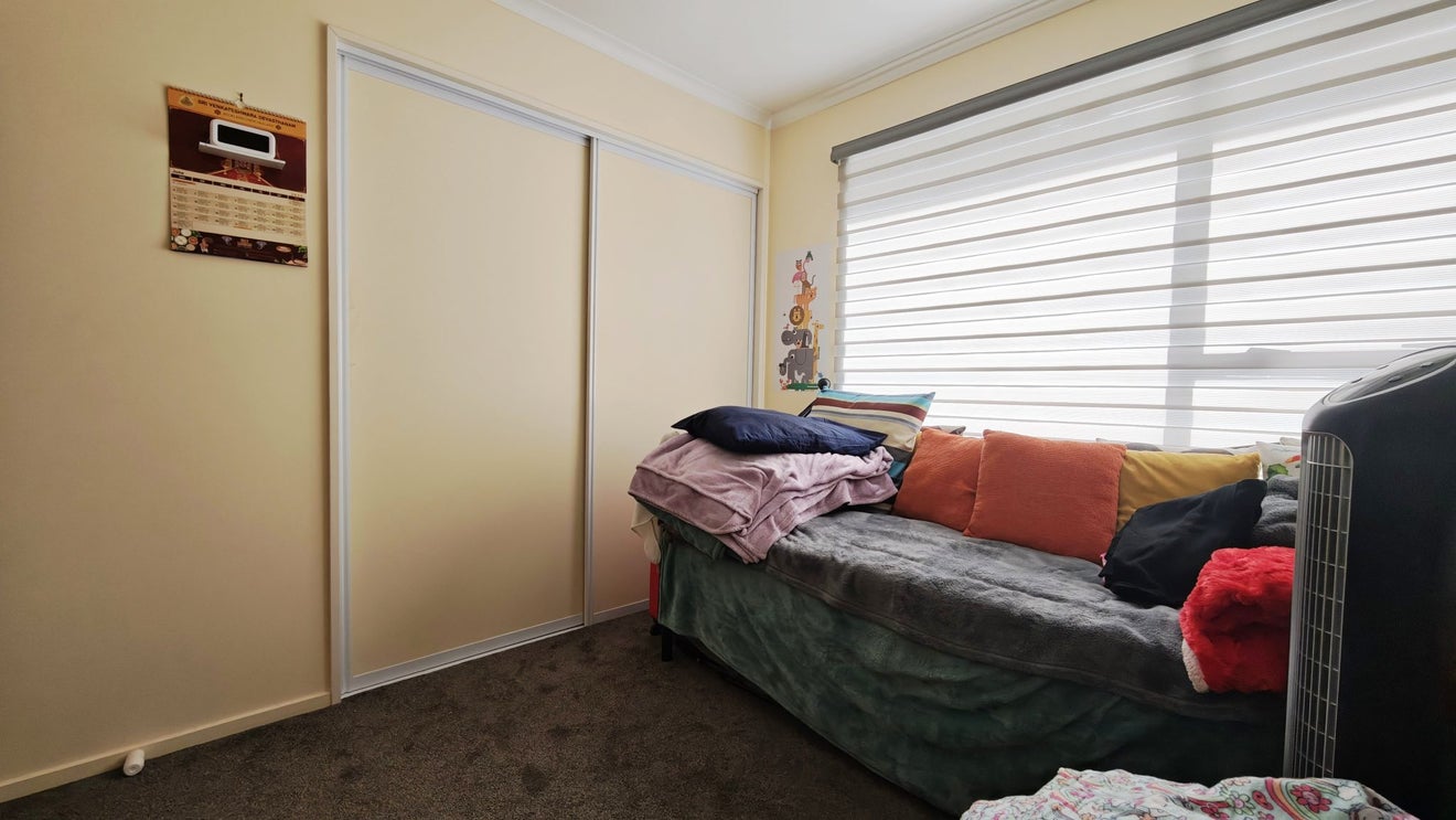 36 Hewlett Road, Massey, Auckland - Carousel 16