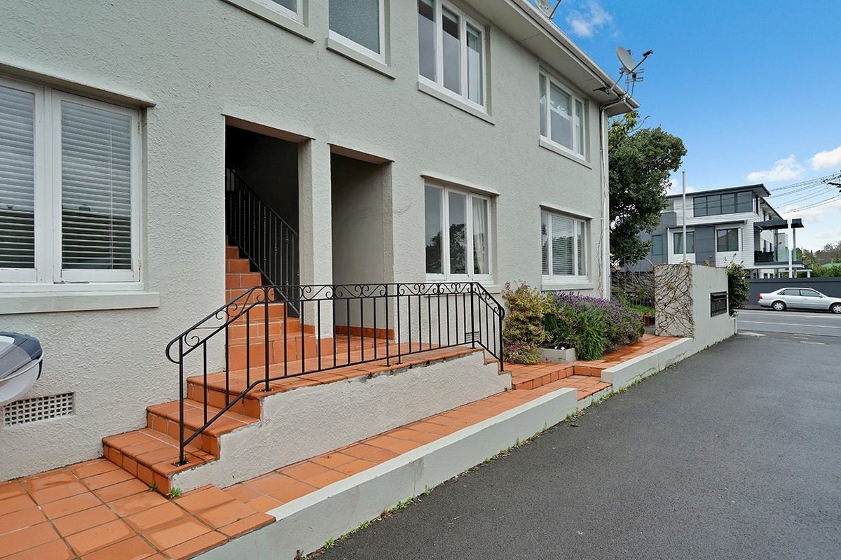 2/97 Shelly Beach Road, Ponsonby, Auckland - Carousel 1