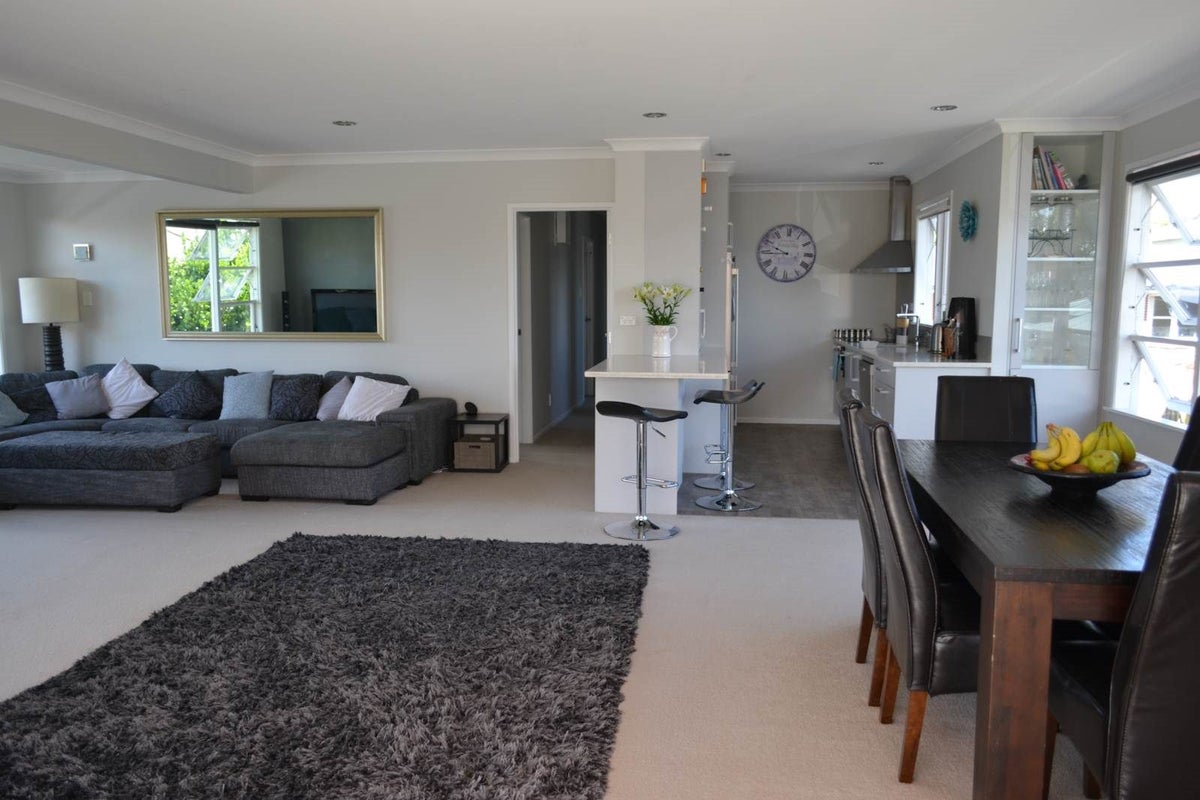 33 Mcintyre Road, Mangere Bridge, Auckland - Carousel 2