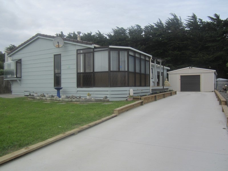 15 Hydrabad Drive, Waitarere Beach, Levin - Carousel 1