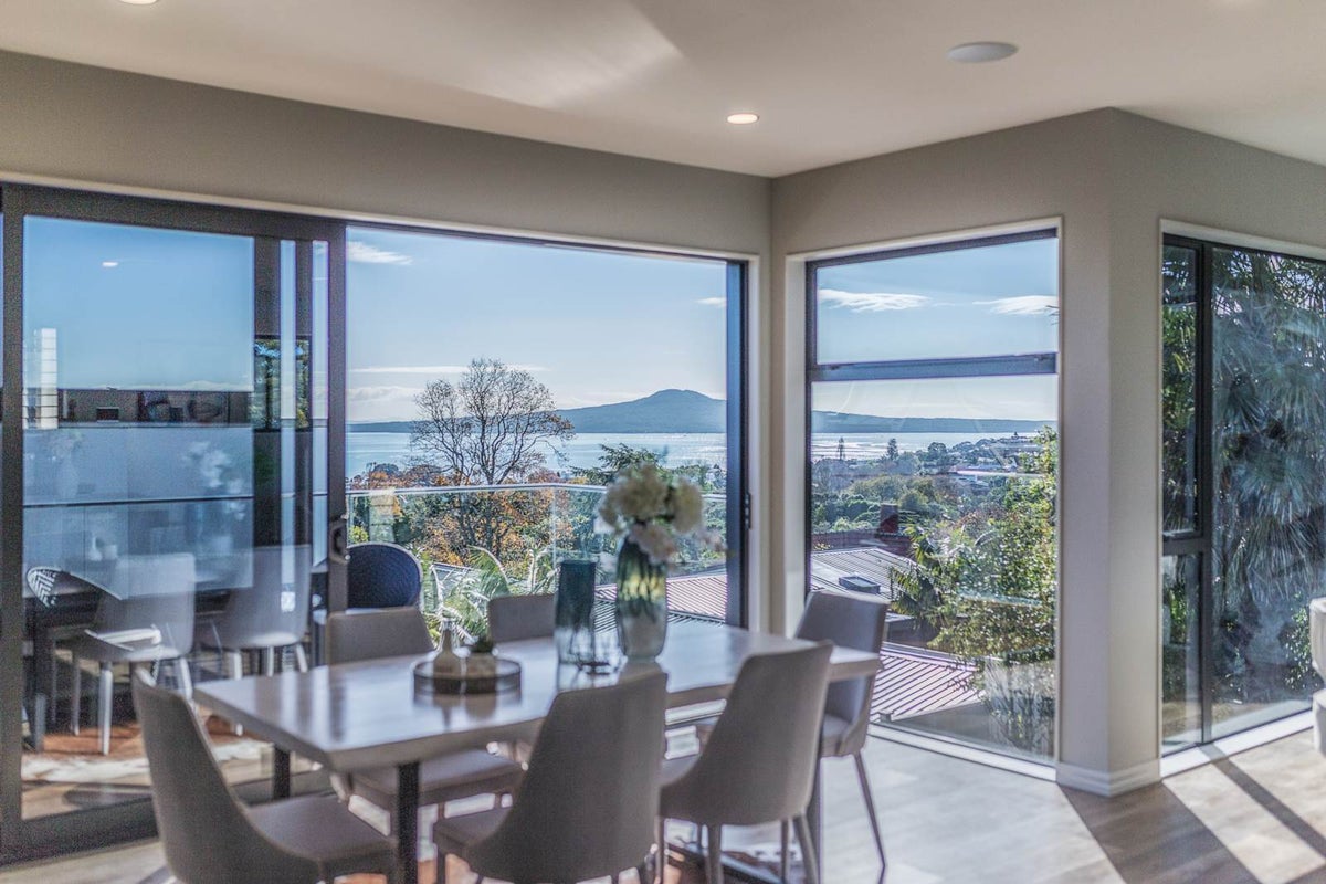 203C St Heliers Bay Road, Saint Heliers, Auckland - Carousel 1