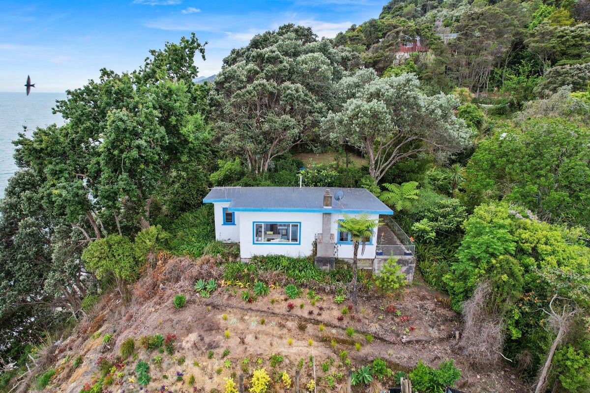 15 Otuturu Crescent, Ruamahunga, Thames-Coromandel, Waikato - Carousel 2