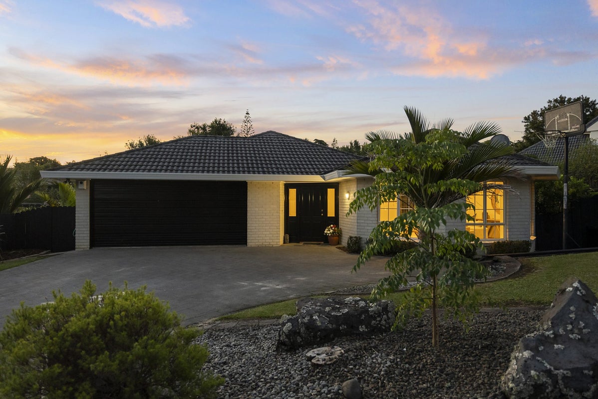 41 Westview Court, Somerville, Auckland - Carousel 1