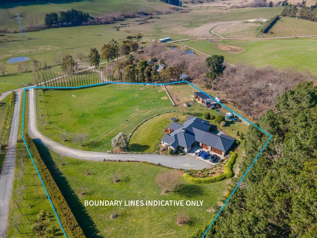 151 Oakwood Road, Hadlow - Carousel 32