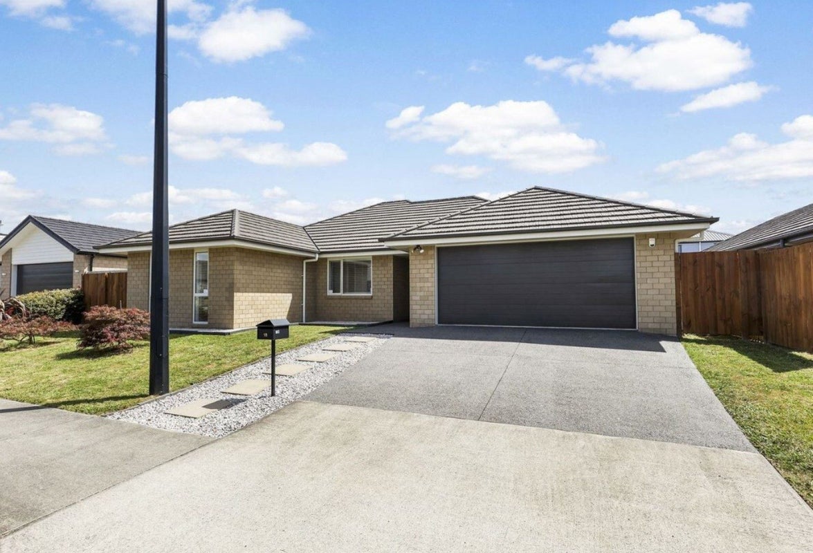 18 Chalgrove Road, Huntington, Hamilton - Carousel 1