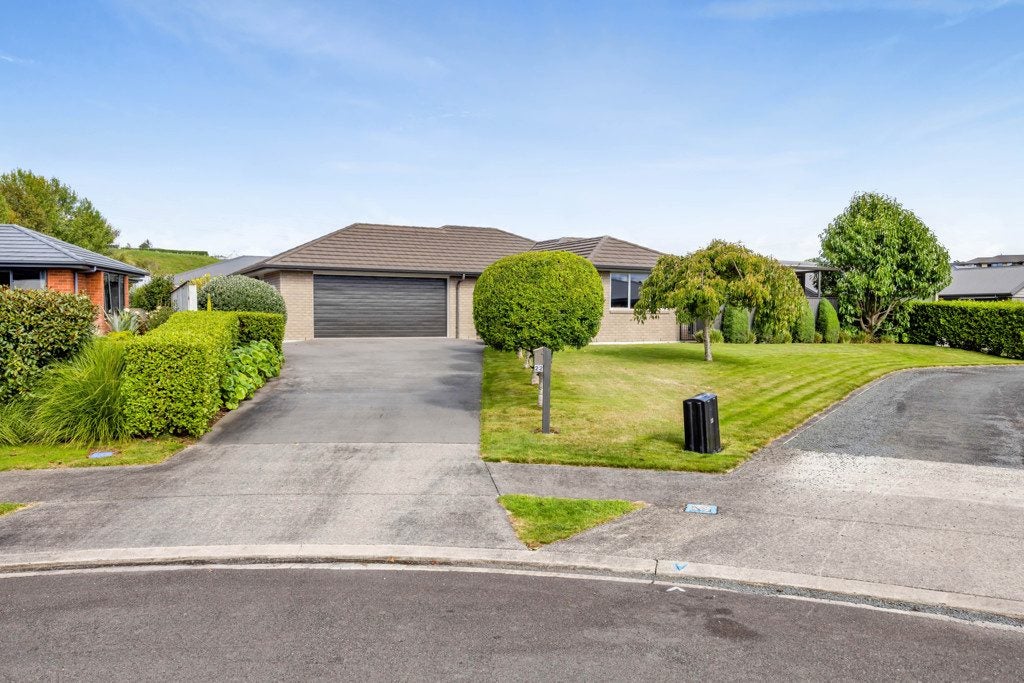 22 Te Arakete Place, Hurworth, New Plymouth - Carousel 1