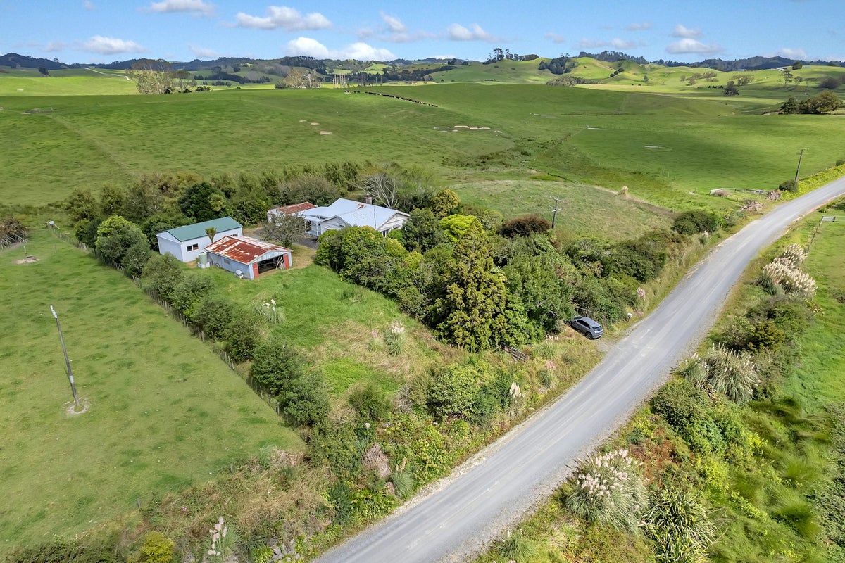 121 Taipuha Station Road, Taipuha, Paparoa - Carousel 44