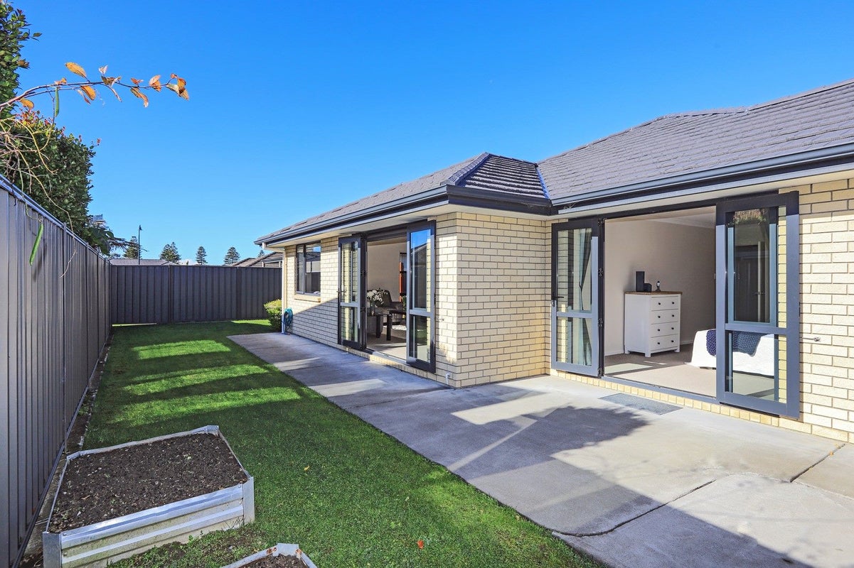 6 Onyx Place, Awatoto, Napier - Carousel 20