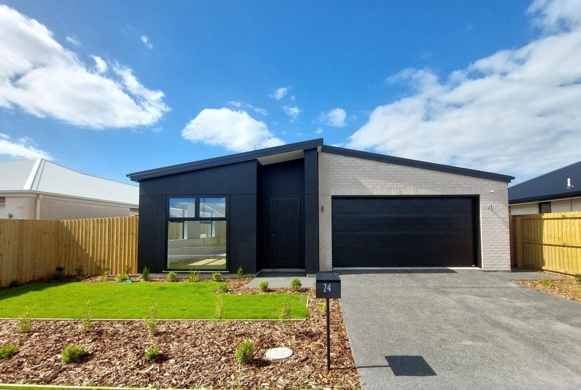 24 John Gibb Street, Belfast, Christchurch - Carousel 1