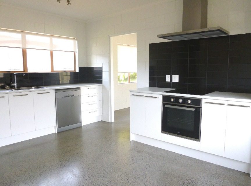 21B Graham Street, Hamilton East, Hamilton - Carousel 2