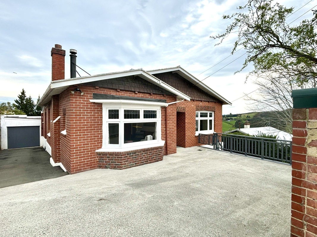 47 Bernard Street, Kenmure, Dunedin - Carousel 1