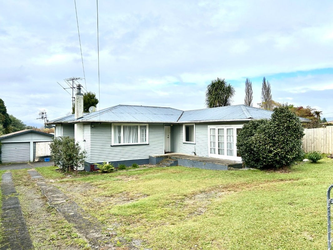 38 Gordon Road, Western Heights, Rotorua - Carousel 1