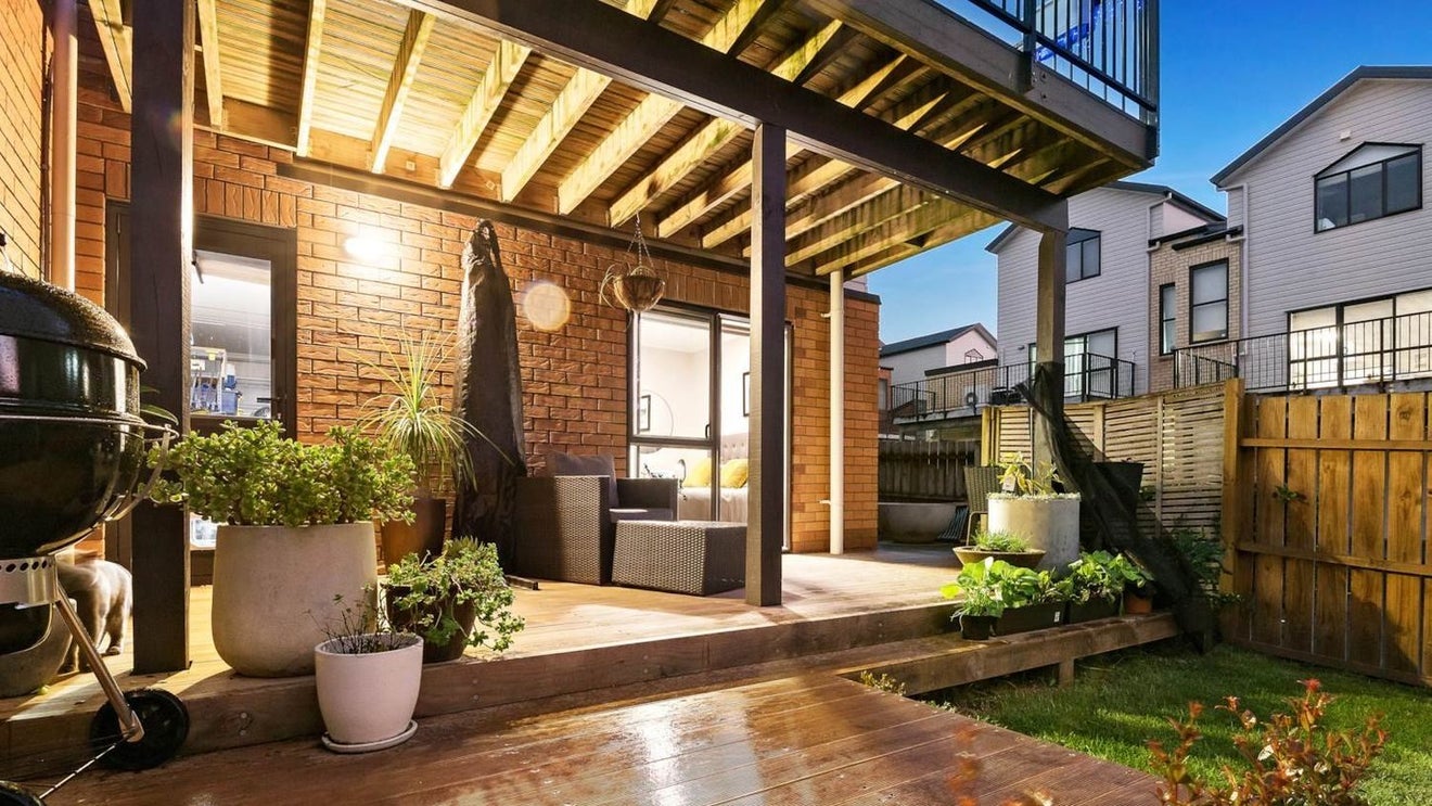 70/172 Mcleod Road, Te Atatu South, Auckland - Carousel 1