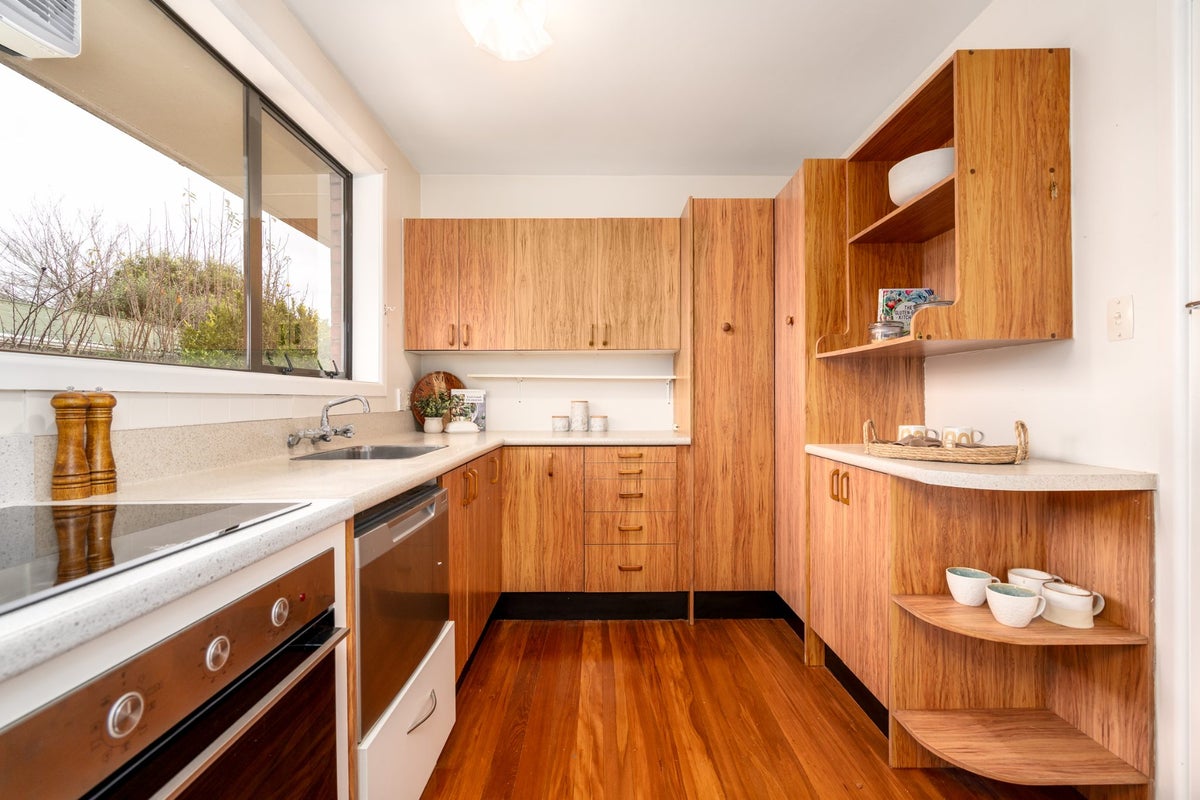 7 Woodbury Street, Avonhead, Christchurch - Carousel 2