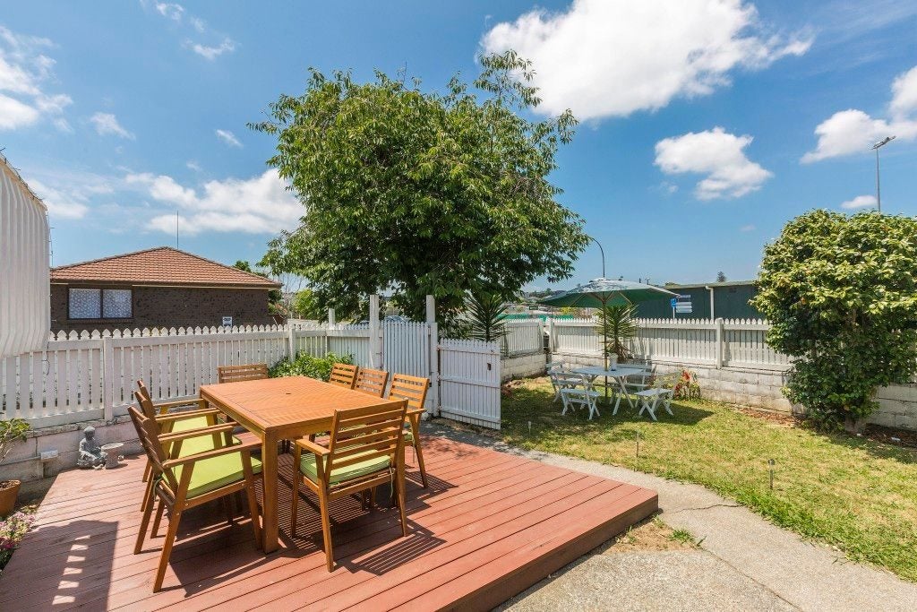 65 Wellington Street, Howick, Auckland - Carousel 2