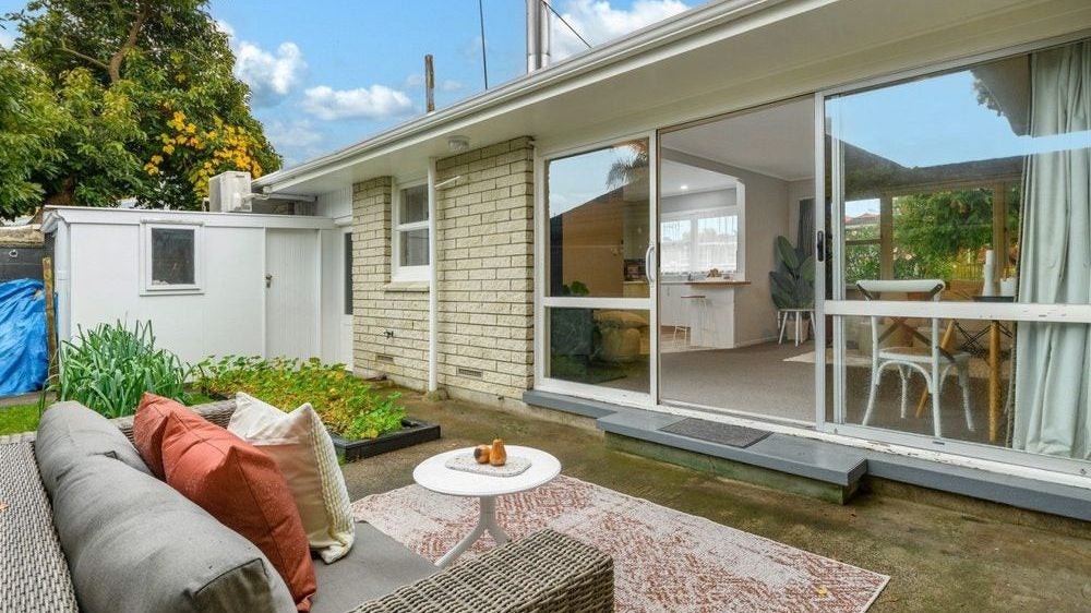 3 Ranui Street, Matua, Tauranga - Carousel 1