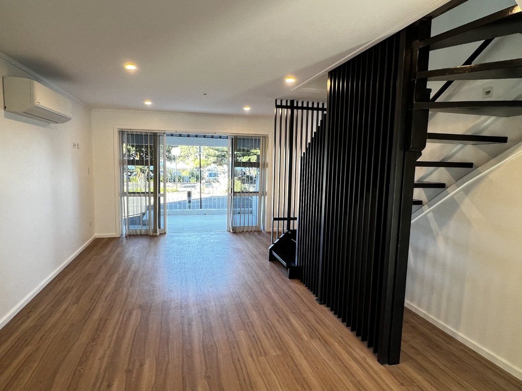 237 Marine Parade, Napier South, Napier - Carousel 1