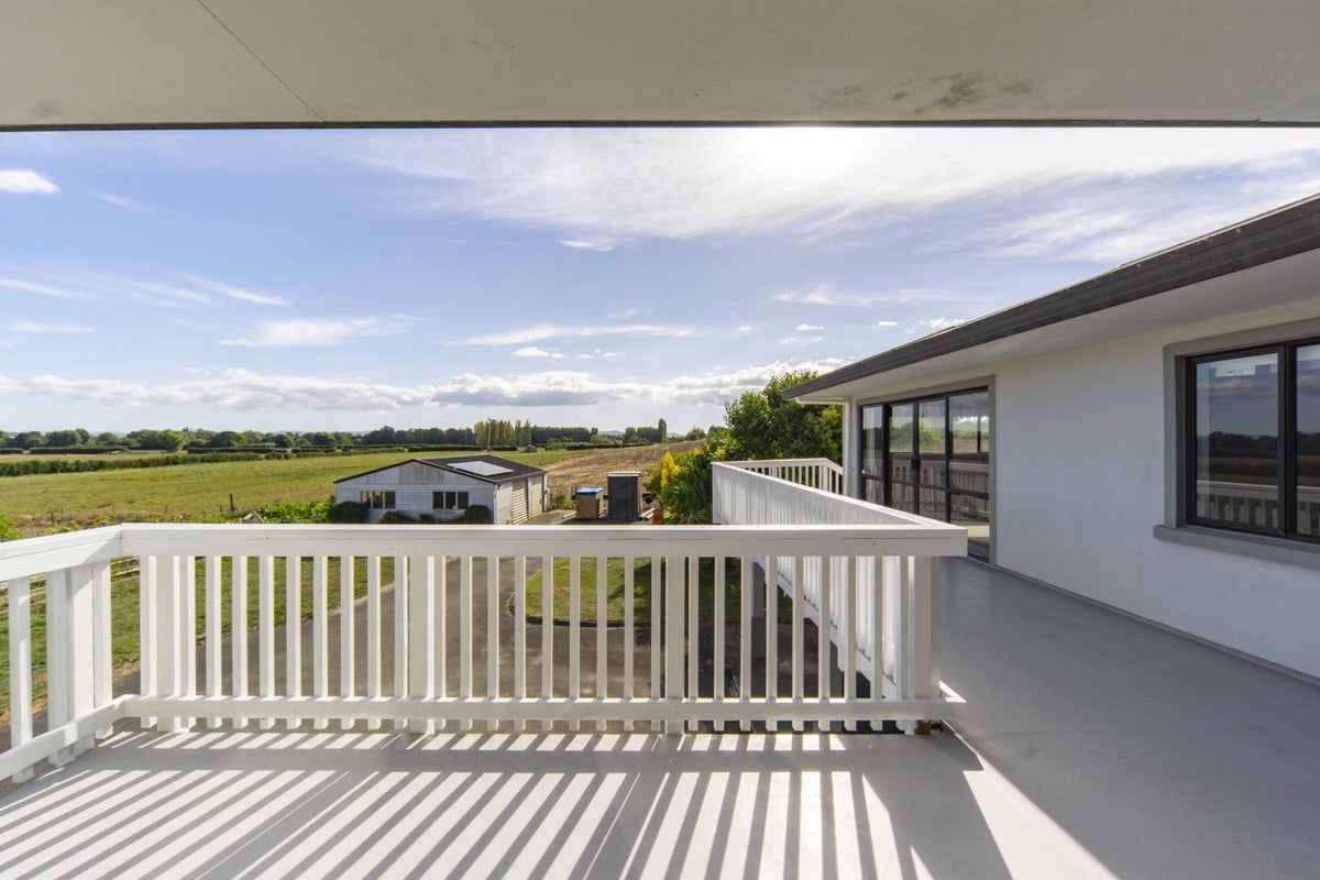 126 Reynolds Road, Horsham Downs - Carousel 2