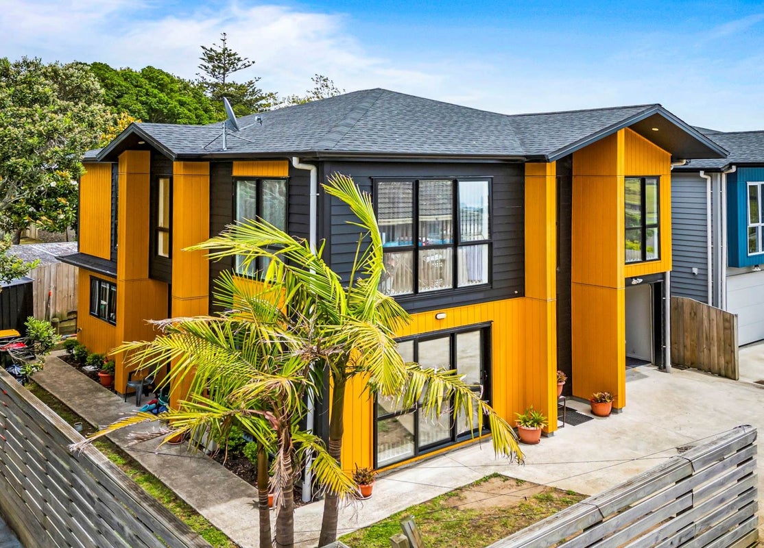 43 Hillcrest Road, Papatoetoe, Auckland - Carousel 1