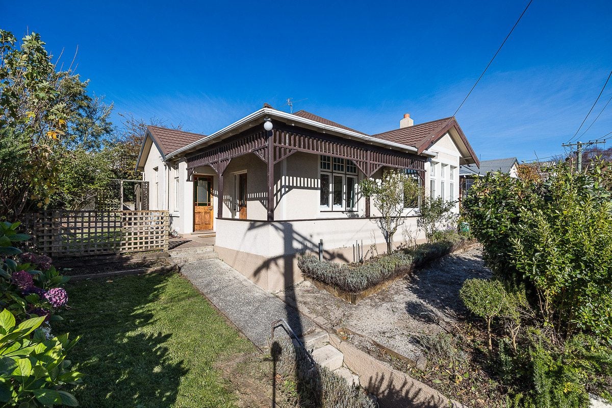 22 Passmore Crescent, Maori Hill, Dunedin, Otago - Carousel 1