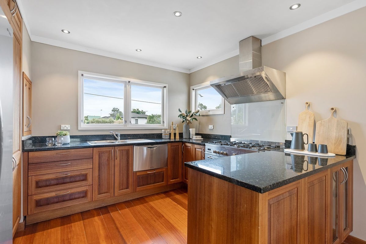 235B Balmoral Road, Sandringham, Auckland - Carousel 2