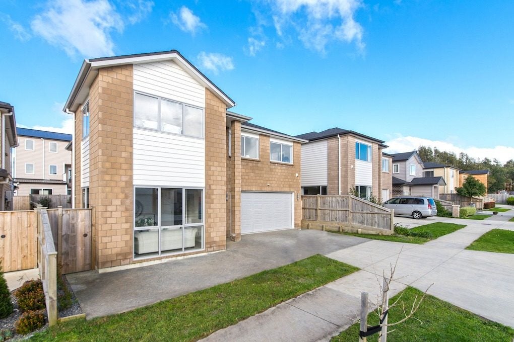 10 Sunshine Lane, Flat Bush, Auckland - Carousel 2