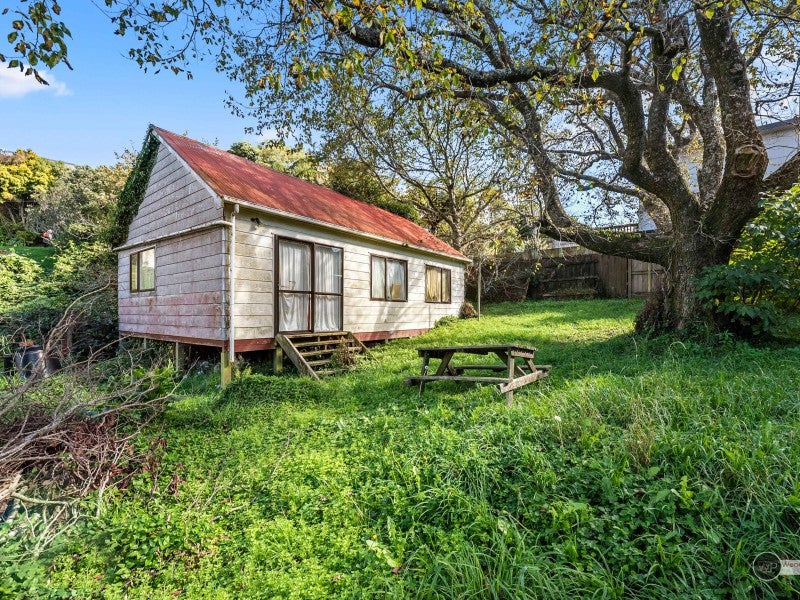 31 Makara Road, Karori, Wellington - Carousel 2