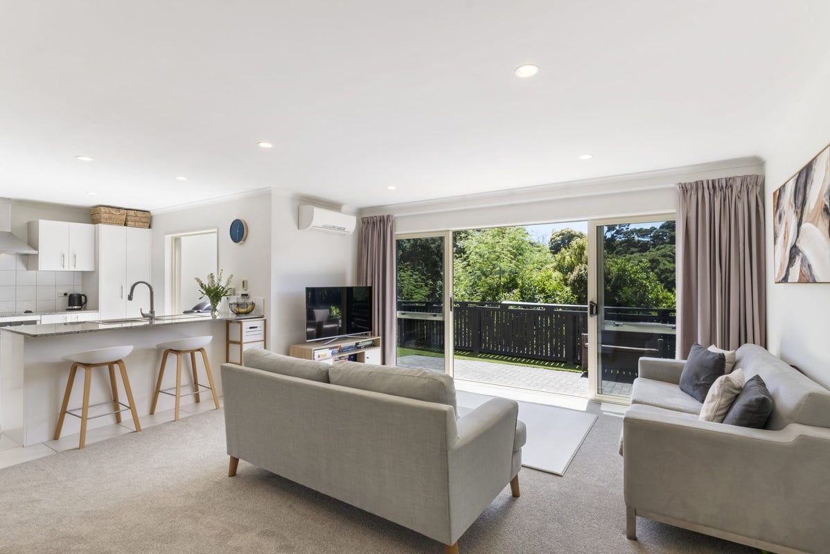 150E Gowing Drive, Meadowbank, Auckland - Carousel 16